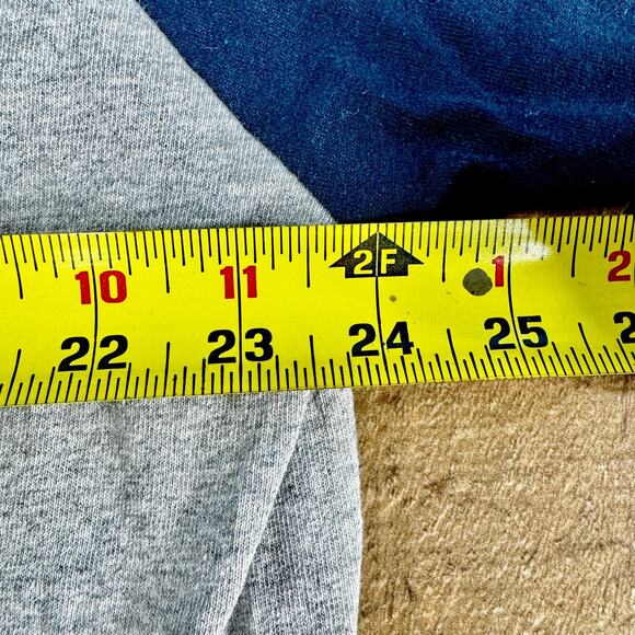 WALT DISNEY WORLD Baseball Shirt Gray w Blue Sleeves Mens Size XXL Disney Parks - Picture 6 of 8